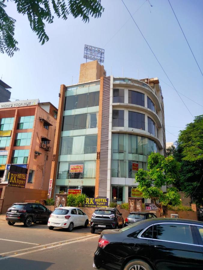 Hotel Rk Regency Ahmedabad Luaran gambar